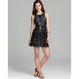 Free People Black Rocco Lace Sleeveless Open Cutout Back Dress sz 4
